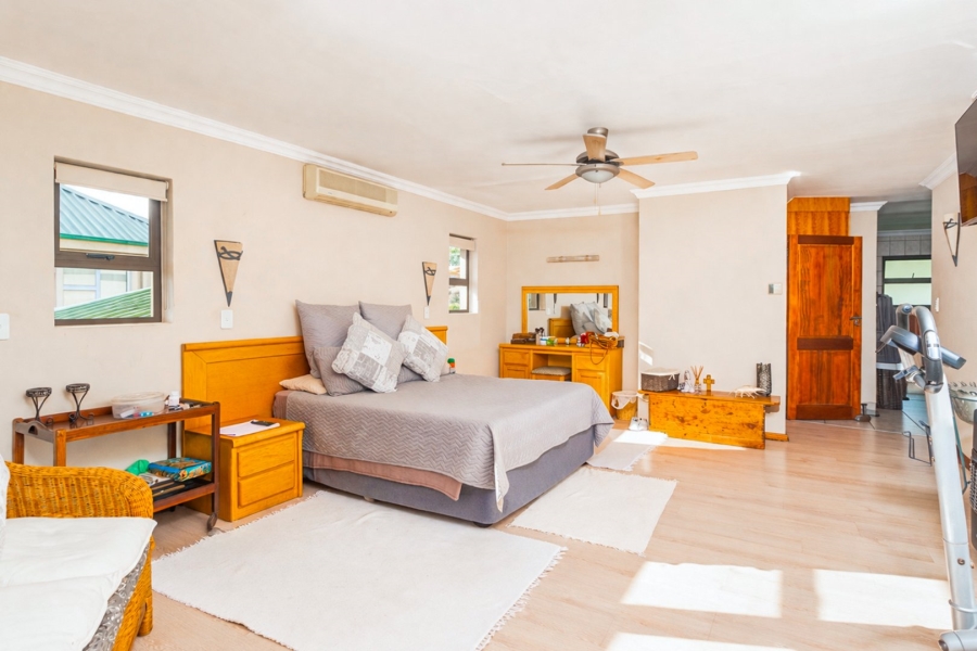 3 Bedroom Property for Sale in Caribbean Beach Club North West